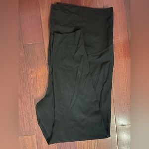 Like new maternity leggings with rollover waistband